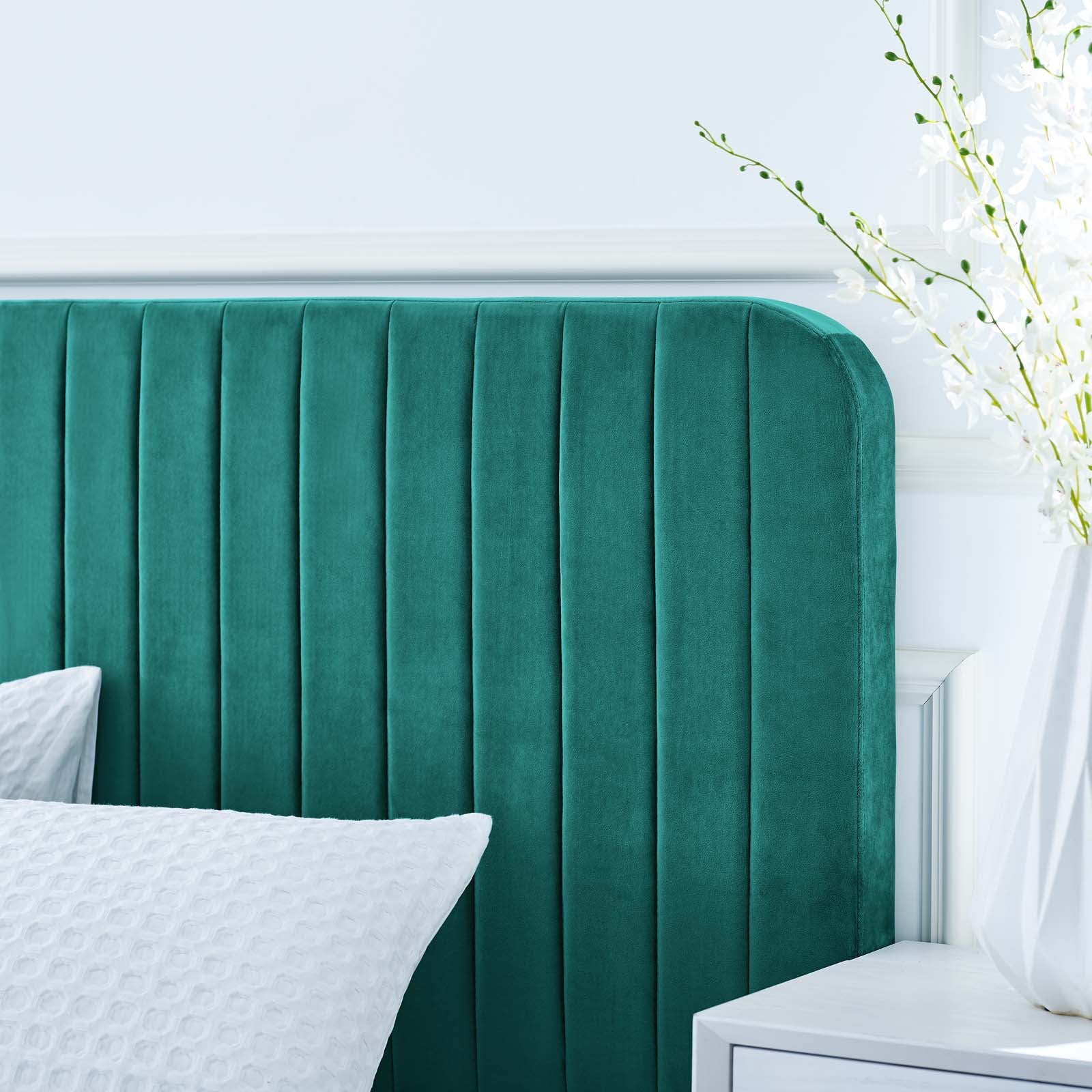 Modway Beds - Celine Channel Tufted Performance Velvet King Platform Bed Teal