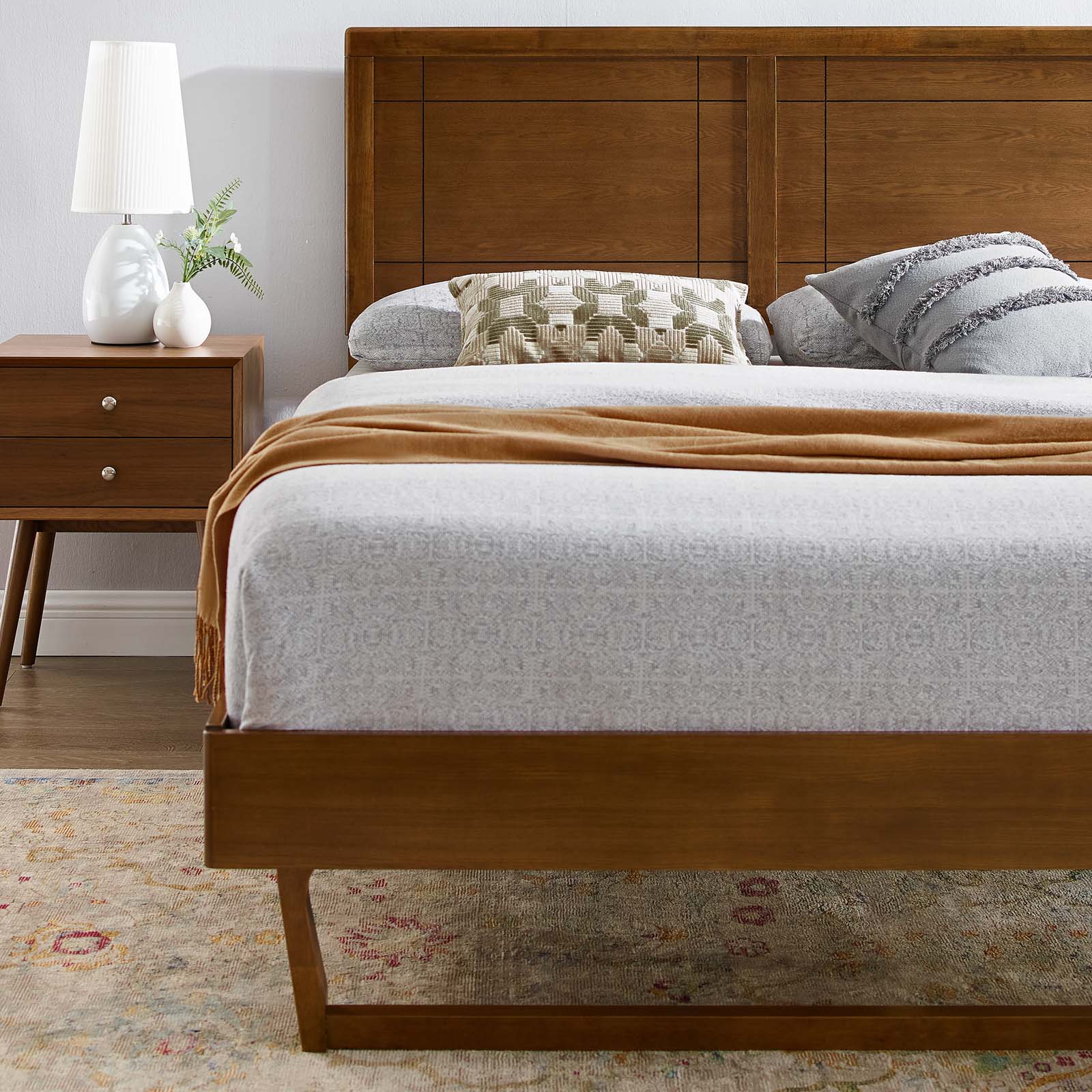 Modway Beds - Marlee King Wood Platform Bed With Angular Frame Walnut