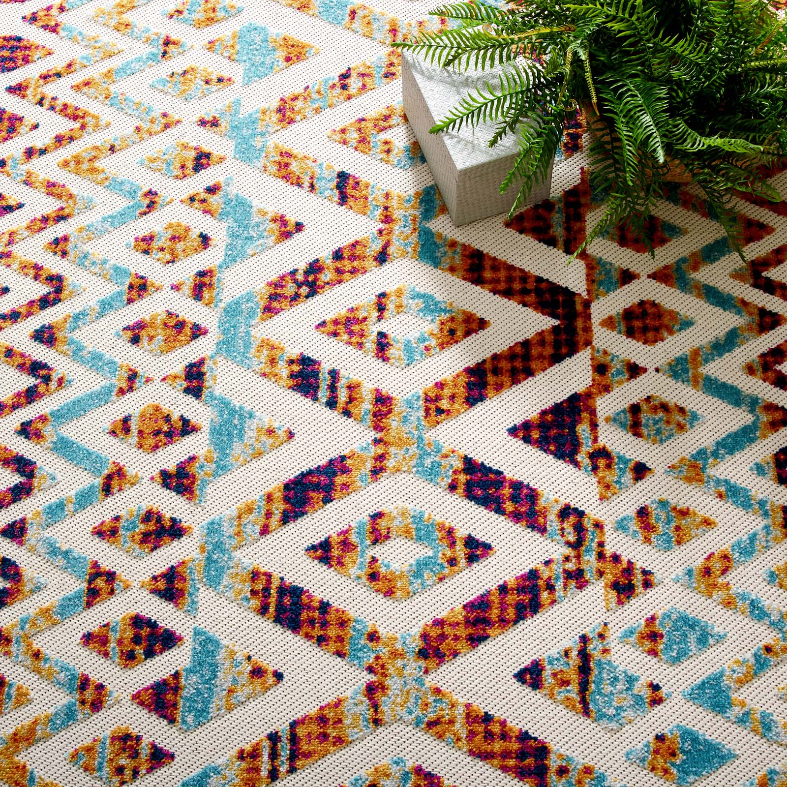 Modway Outdoor Rugs - Reflect Tamako Chevron Trellis 8'x10' Outdoor Area Rug Multicolor