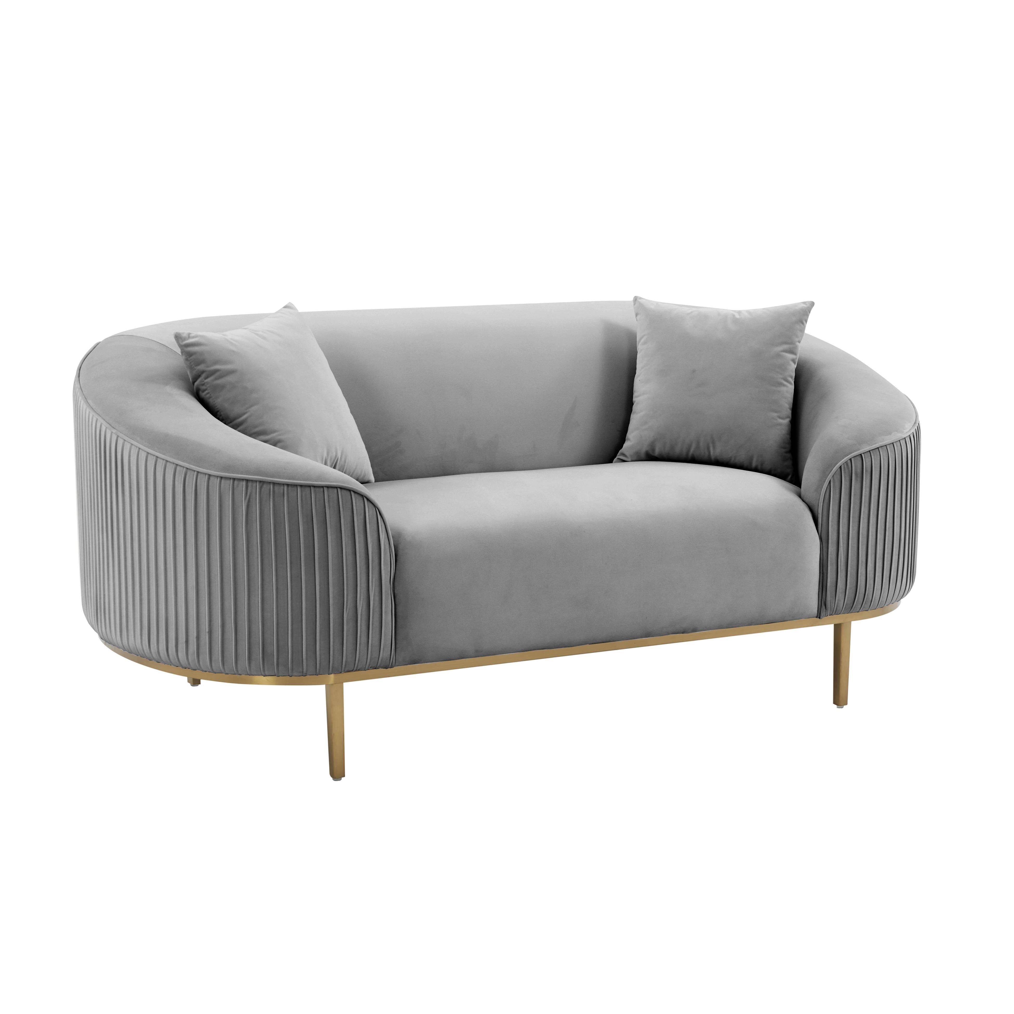 Create a Cozy and Inviting Atmosphere with our Loveseats | CasaOne
