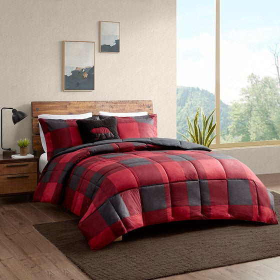 Olliix.com Comforters & Blankets - Down Alternative Comforter Set Red/Black Buffalo Check Twin