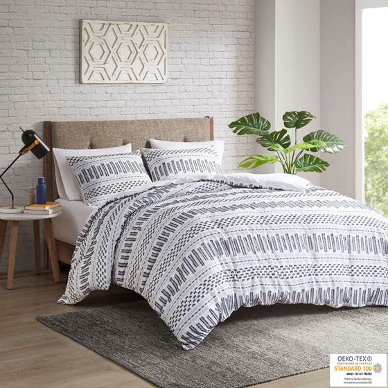 Olliix.com Comforters & Blankets - Cotton Jacquard Comforter Mini Set Off-White/Navy Full/Queen