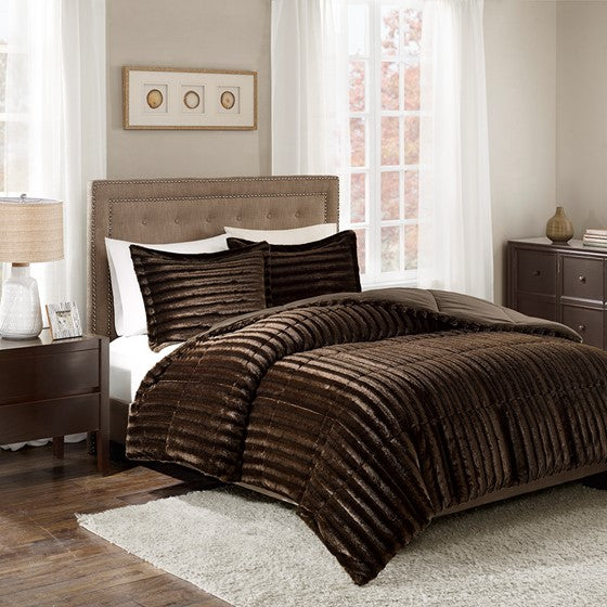 Olliix.com Comforters & Blankets - Faux Fur Comforter Mini Set Chocolate Cal King